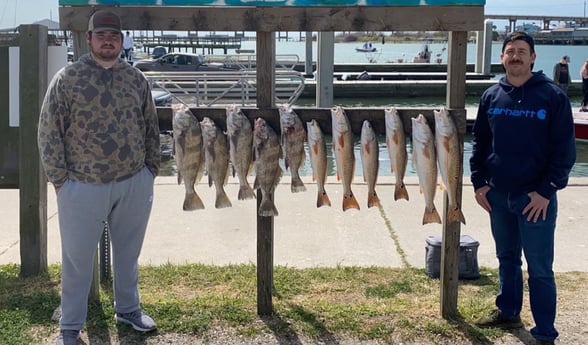 Speckled Trout / Spotted Seatrout fishing in Aransas Pass, Texas