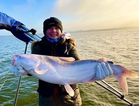 Blue Catfish fishing in Dallas, Texas