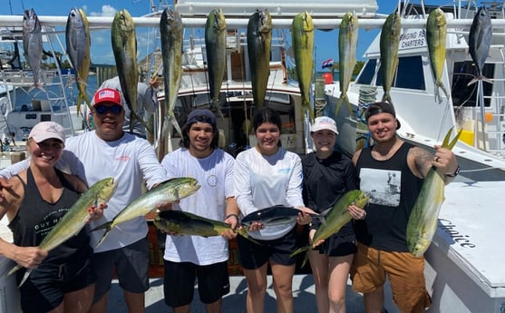 Blackfin Tuna, Mahi Mahi / Dorado fishing in Islamorada, Florida