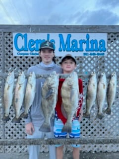 Redfish, Speckled Trout / Spotted Seatrout fishing in Corpus Christi, Texas