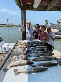 Black Drum, Hardhead Catfish, Sheepshead, Speckled Trout Fishing in Surfside Beach, Texas