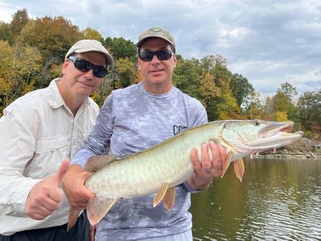 Muskie Fishing in Knoxville, Tennessee