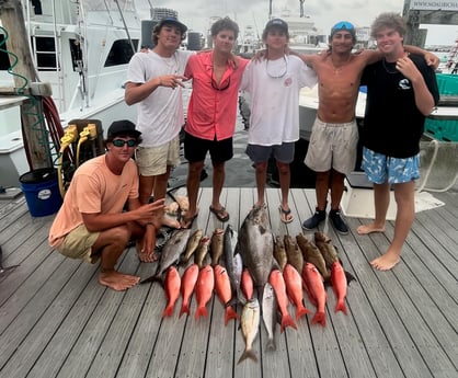 Amberjack, Gag Grouper, Kingfish, Vermillion Snapper Fishing in Destin, Florida