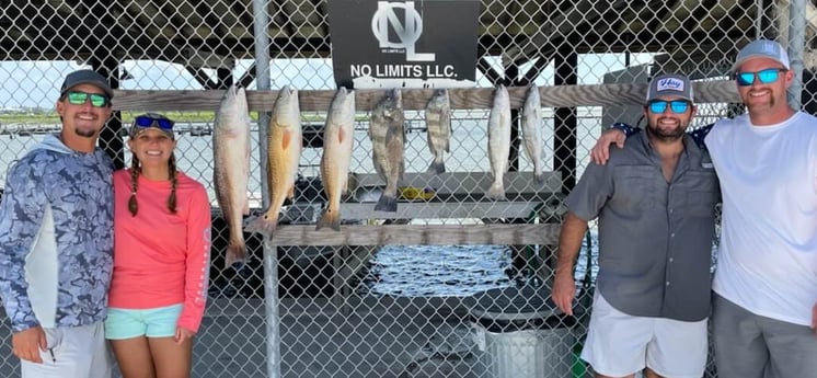 Black Drum, Redfish, Speckled Trout / Spotted Seatrout fishing in Rockport, Texas