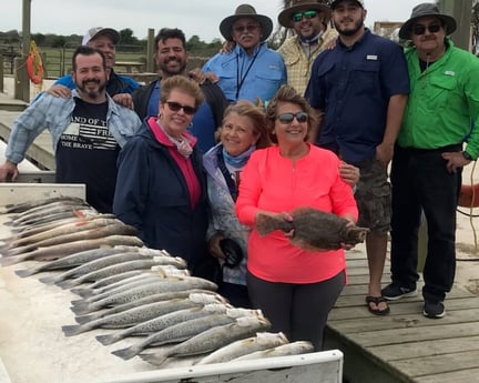 Flounder, Redfish, Speckled Trout / Spotted Seatrout fishing in Galveston, Texas