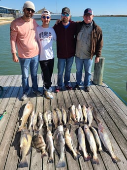 Black Drum, Redfish, Sheepshead, Speckled Trout / Spotted Seatrout fishing in Port O&#039;Connor, Texas