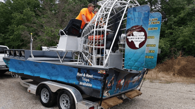 Boat photo for 3 Day Alligator Gar Bowfishing