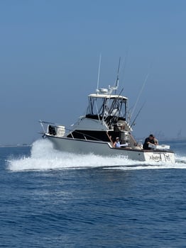 Boat photo for 11 Hour Catalina Fishing  Experience