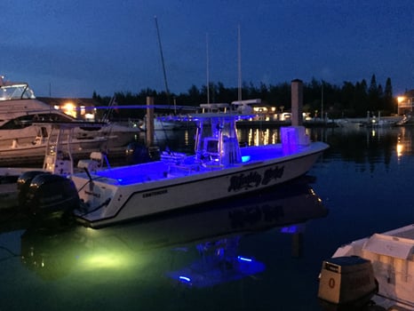 Boat photo for 4 hours ocean fishing