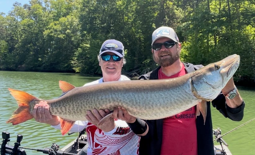 Tennessee Musky Fly Fishing In Knoxville