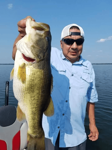 Bass Fishing with Eddie in Alba, Texas: Captain Experiences