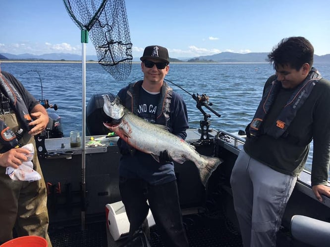 Tillamook Salmon Rockfish,lingcod Fishing And Crabbing Combo In Garibaldi