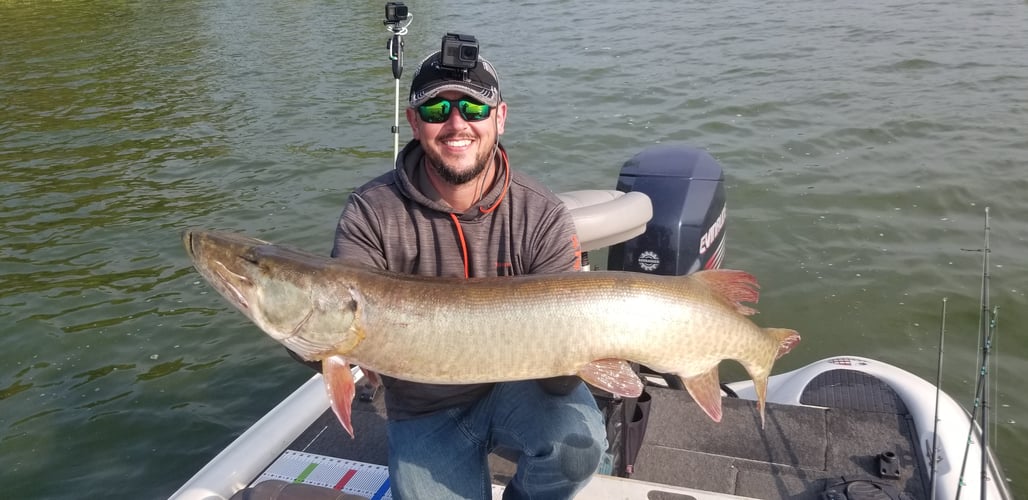 Full Day Musky Fishing In Eagle River