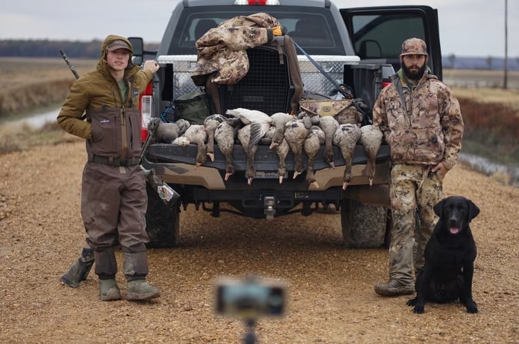 Arkansas Fall Duck And Goose Hunts In Paragould