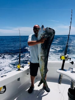 Fishing in Playa Herradura