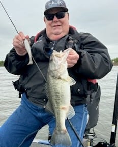 Largemouth Bass Fishing in Alba, Texas