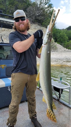 Alligator Gar Fishing in Waco, Texas