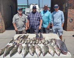 Blue Catfish, Striped Bass fishing in Runaway Bay, Texas