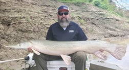 Alligator Gar fishing in Corsicana, Texas