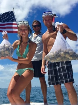 Scallop Fishing in Steinhatchee, Florida