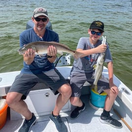 Tampa Bay Fishing - 22’ Aguasport