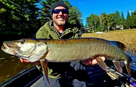 Wallhanger Musky Guide Trips