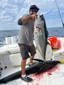 Cabo Trophy Hunt - 28’ Cuddy Cabin