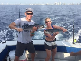 Chasing Tuna & Wahoo - 31' Rampage