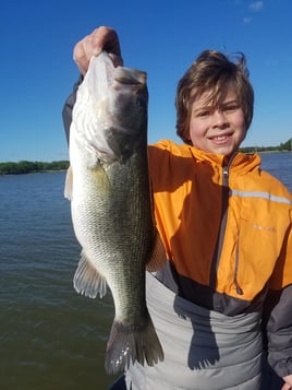 Trophy Chasing on Lake Fork