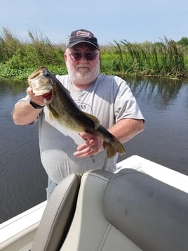 Lake Okeechobee Largemouth Hookfest