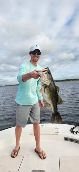 Lake Toho Bass Hook-Up