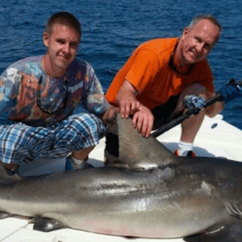 40’ Yacht Sport Fish Shark Hunt