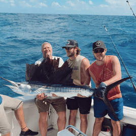 Fishing Charter in Cancun "Fish's" 35ft for 9px