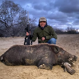 Hog Fishing in Carrizo Springs, Texas