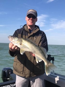 Full Day Walleye Hunt