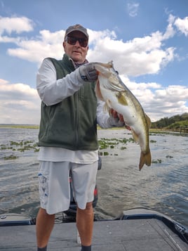 Largemouth Bass Fishing in Lake Wales, Florida