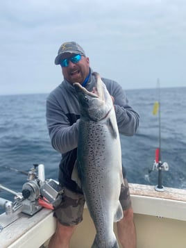 Chinook Salmon Fishing in Winthrop Harbor, Illinois