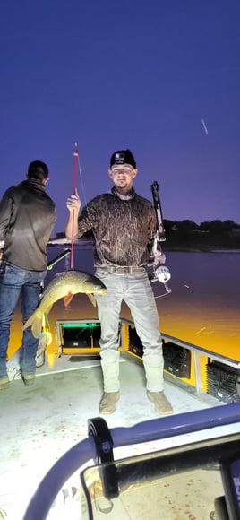 Bowfishing Charter