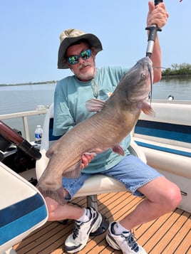 Blue Catfish Fishing in Lakeside Marblehead, Ohio