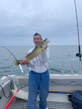 Summer walleye troll