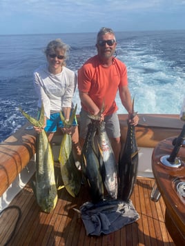 Luxury Offshore Sportfishing