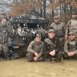 Full service Arkansas waterfowl hunts