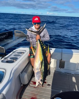 Yellowfin Tuna Fishing in Honolulu, Hawaii