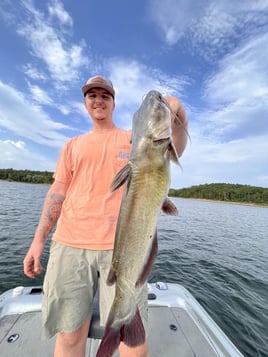 Blue Catfish Fishing in Mount Ida, Arkansas