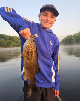 Walleye or Smallmouth Bass - Half Day Trip