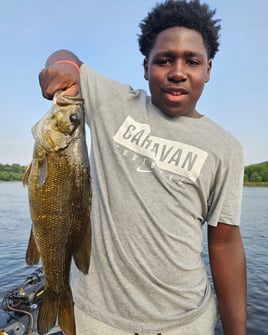 Walleye or Smallmouth Bass - Half Day Trip