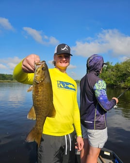 Walleye or Smallmouth Bass - Half Day Trip