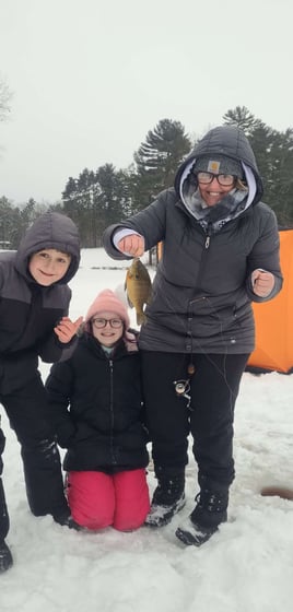 Ice Fishing Charters Wisconsin