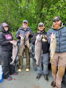 Chinook Salmon Fishing in Coles Corner, Washington