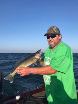 Walleye Night Bite (Oct-Dec)